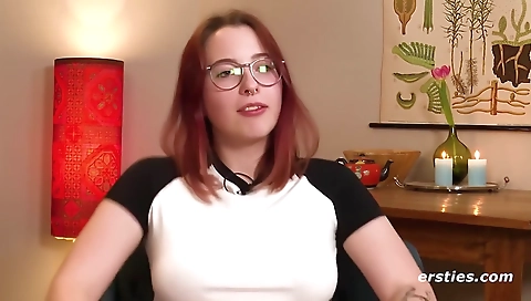 Hot chick fucks like a slut