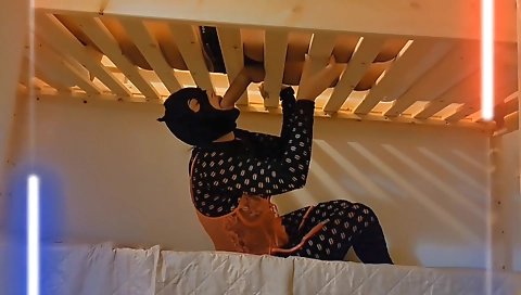 Hawt whore apple for you with her first