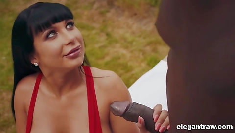 Mas inbetweenlei title hotty sexy massaged by masked chick