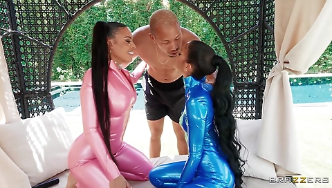 Hawt sweetheart is ready for sex