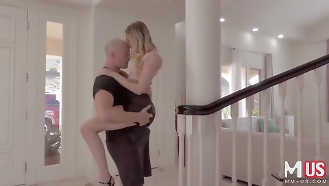 Married up and gives ajo doorsteppta